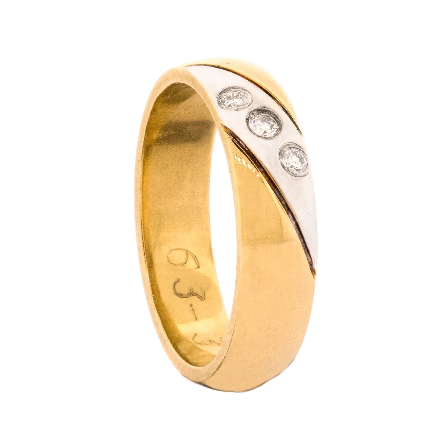 Anillo de boda con 3 diamantes