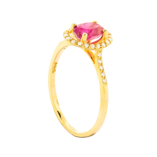 Anillo rubí oval