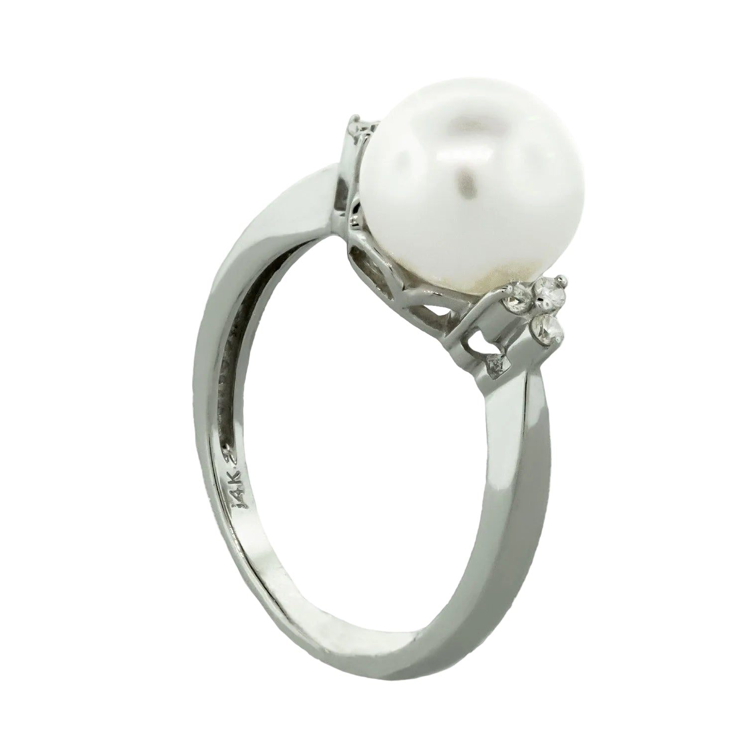 Anillo perla y diamantes