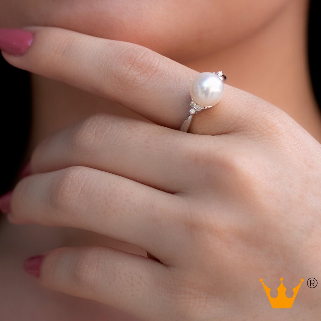 Anillo perla y diamantes
