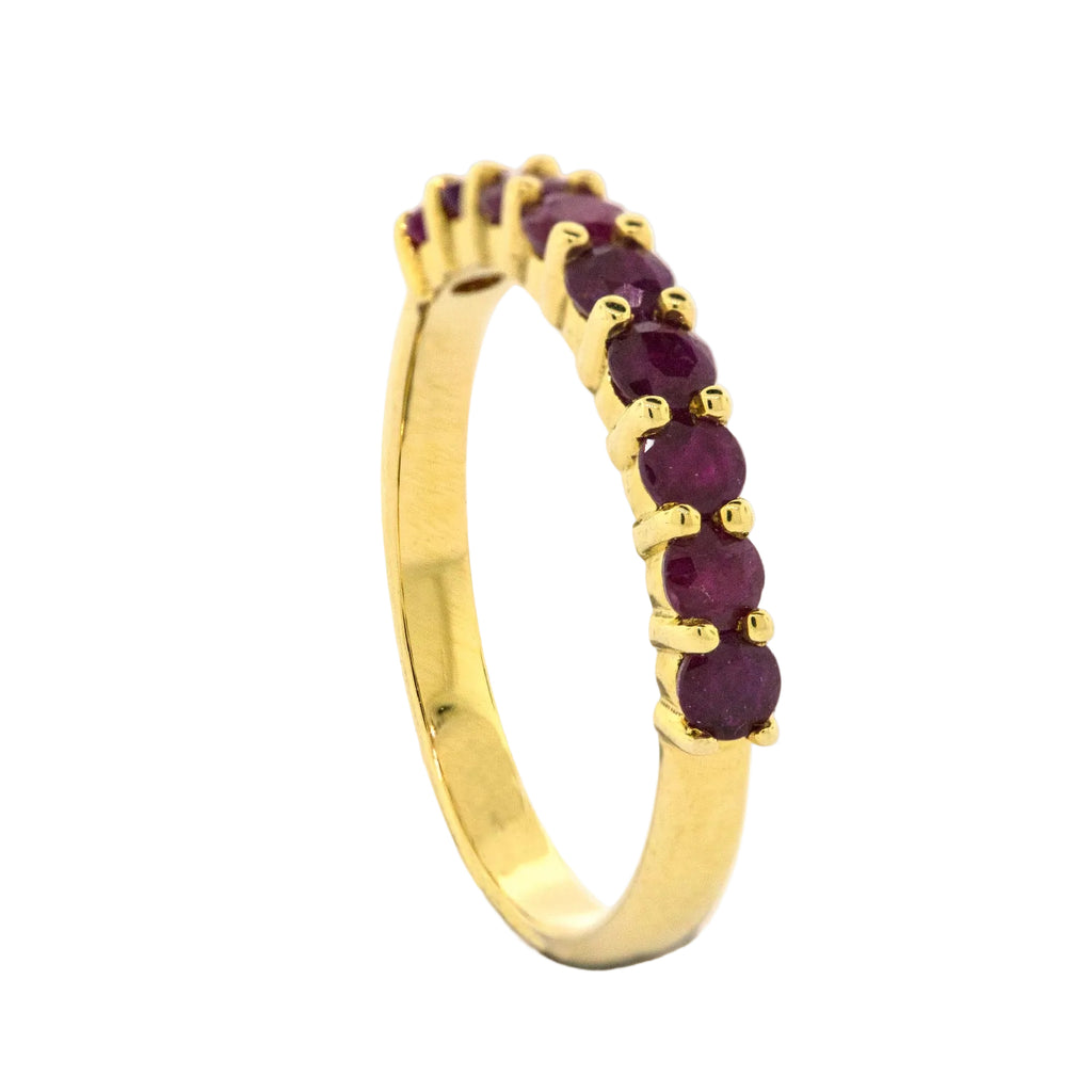 Churumbela rubí en uñas