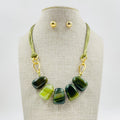 Set de collar y aretes piedras verdes
