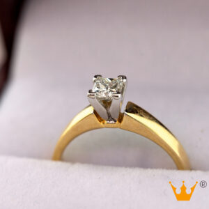 anillo de compromiso