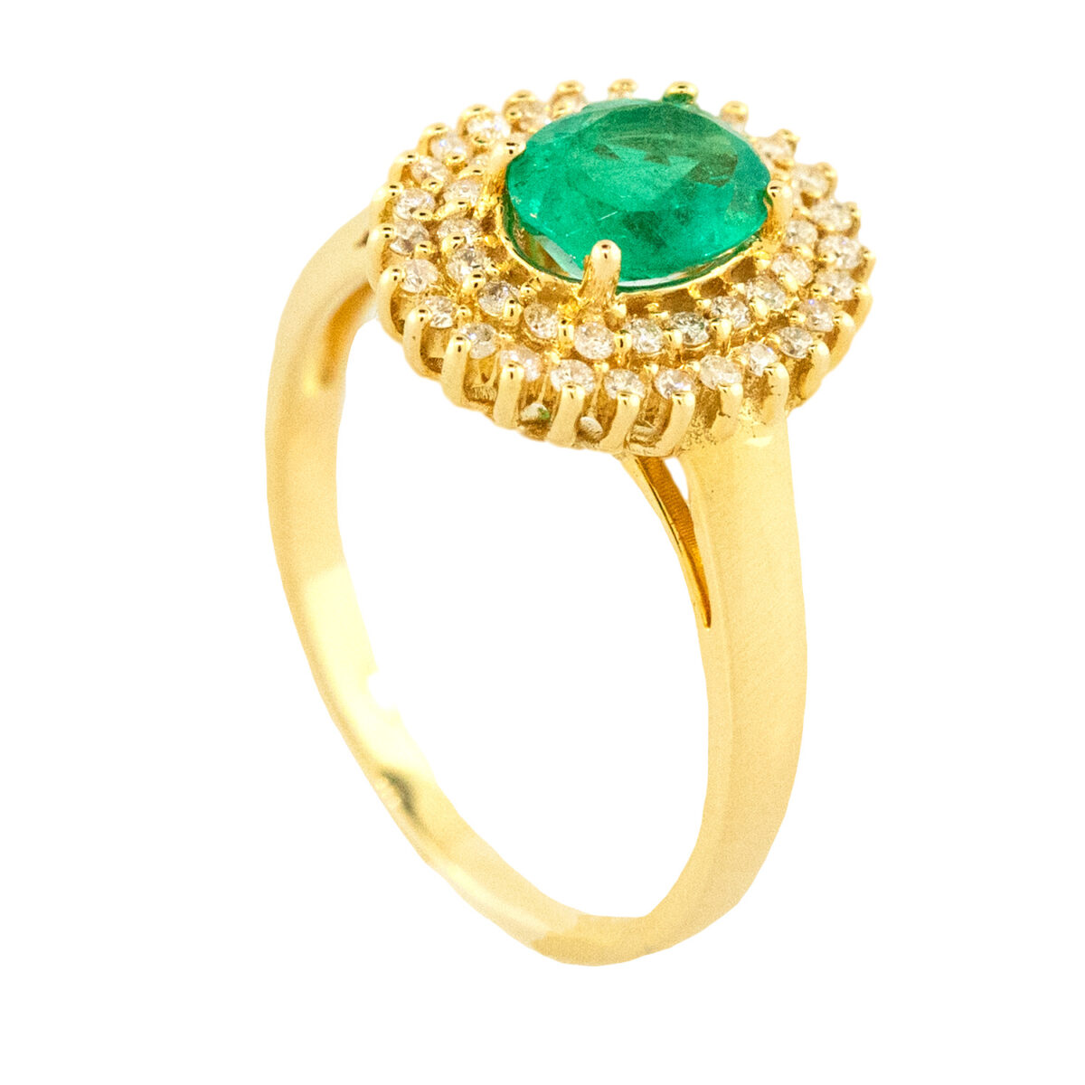 Anillo de oro amarillo 14K con 46 diamantes que hacen un total de .25ct y 1 esmeralda de .85ct