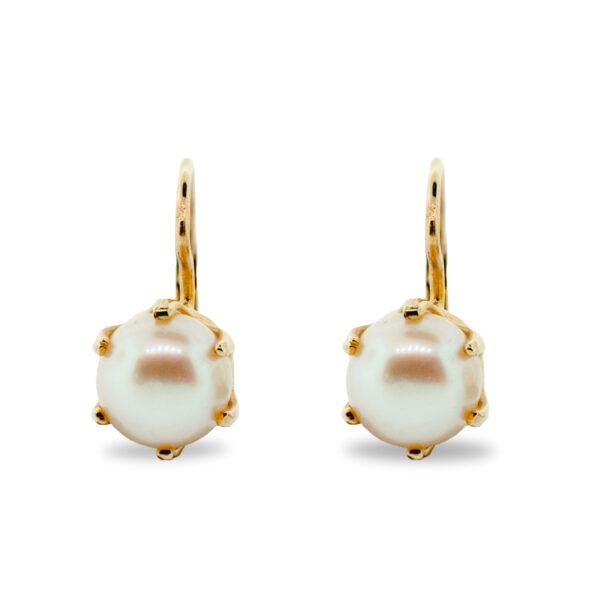 Aretes de oro con perlas