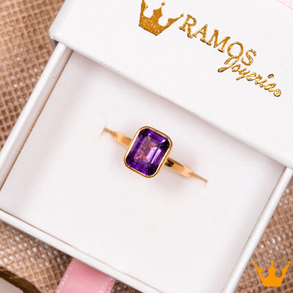 Anillo con piedra morada ANJ29